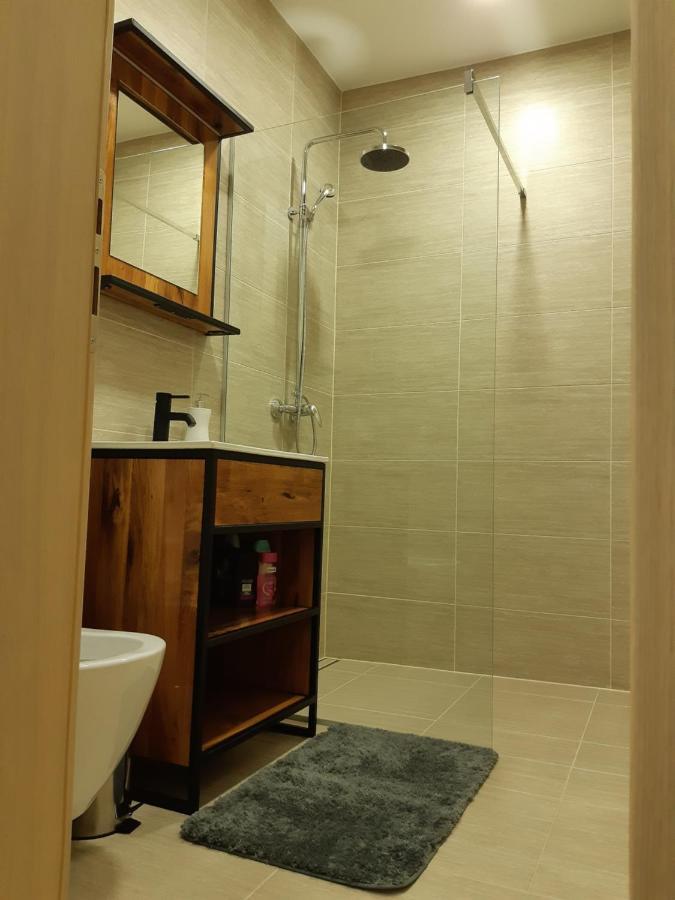 For5 Apartment Ðakovo Екстериор снимка